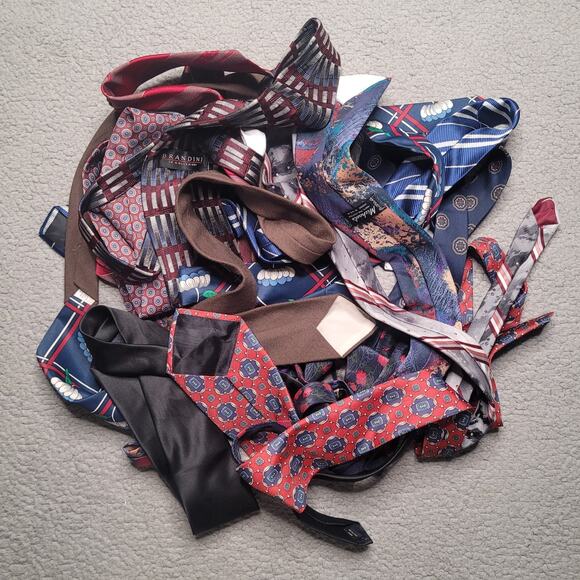 13pc Mens Polyester Neckties Cutter LOT MIX Wholesale Bulk Collectors Collection - Picture 1 of 2